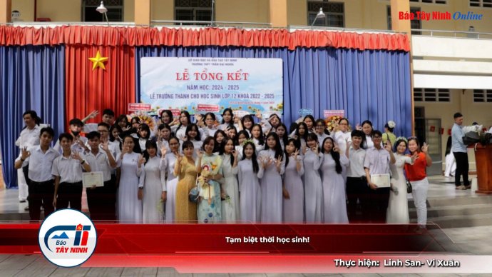 Cảm xúc chia tay tuổi học trò