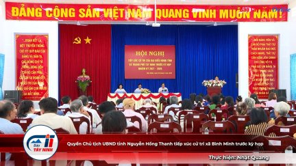 Quyền Chủ tịch UBND tỉnh Nguyễn Hồng Thanh tiếp xúc cử tri xã Bình Minh trước kỳ họp