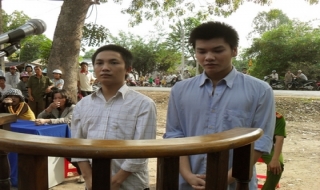 TAND Thị xã xét xử lưu động 2 vụ án ma tuý