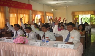 Bến Cầu: Coi trọng việc nâng chất sinh hoạt chi bộ Đảng