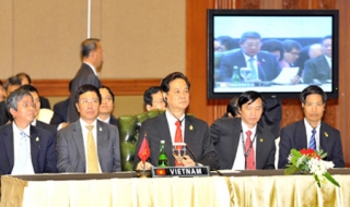 Thủ tướng VN tham dự phiên họp hẹp cấp cao ASEAN lần thứ 18