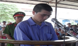 TAND Thị xã xét xử lưu động 2 vụ án hình sự