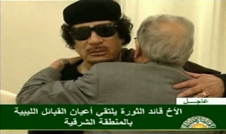 Libya: Tổng thống Gaddafi xuất hiện, bác tin đồn đã chết