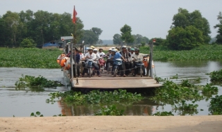 Hoạt động đò ngang Bến Đình: Phòng Công thương đã kiến nghị giải quyết từ cuối năm 2010