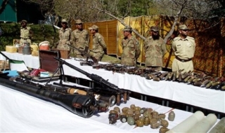 Pakistan không kích căn cứ Taliban, giết 17 tay súng