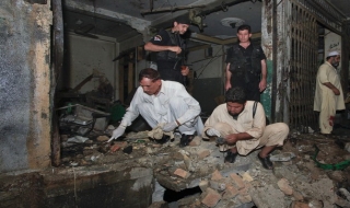 Pakistan: đánh bom kép ở Peshawar, hàng chục người bị giết