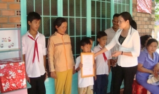 Hội đồng Đội Gò Dầu: Tặng nhà nhân ái cho đội viên nghèo