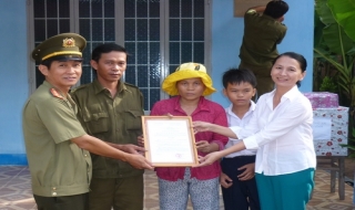 Công an Tây Ninh: Trao tặng nhà ĐĐK tại Châu Thành