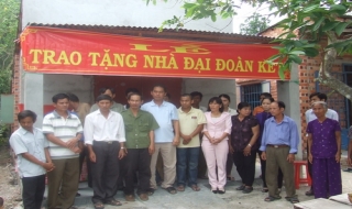 Tân Châu: Trao nhà ĐĐK cho đoàn viên nghèo