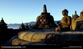 Chiêm ngưỡng đền phật Borobudur ở Indonesia