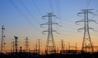 Bộ Tài chính: 'Không nên điều chỉnh giá điện liên tục'