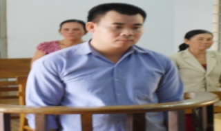 Lừa bạn, lãnh án 2 năm tù