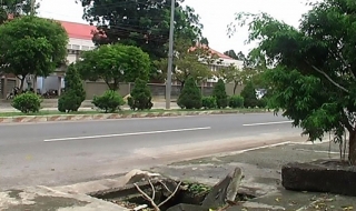 Bạn đọc viết: Hàng loạt nắp cống tại Tân Châu hư hỏng nặng, gây nguy hiểm