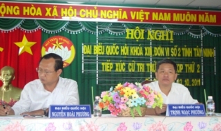 Đoàn ĐBQH đơn vị số 2 tỉnh Tây Ninh tiếp xúc cử tri Tân Châu