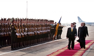 Thủ tướng Nguyễn Tấn Dũng thăm chính thức Ukraine