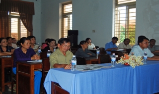 Gò Dầu: Mở lớp hướng dẫn trồng rau sạch cho nông dân