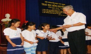 Hội Khuyến học Bến Cầu: Góp phần hạn chế tình trạng học sinh bỏ học