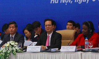 Cam kết ODA cho năm 2012 đạt gần 7,4 tỷ USD