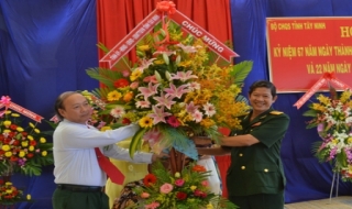 Đảng uỷ – Bộ CHQS tỉnh: Họp mặt kỷ niệm 67 năm Ngày thành lập Quân đội