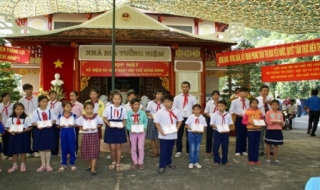 Thanh niên Trảng Bàng hăng hái thi đua tình nguyện vì cộng đồng