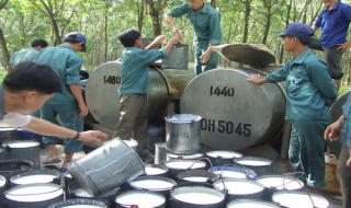 Ngăn chặn ngay tình trạng trộn tạp chất vào mủ cao su