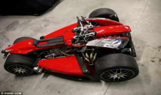 Mô tô 4 bánh đắt nhất thế giới - Waazuma V8