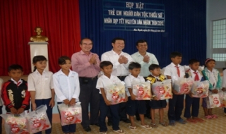 Châu Thành: Tích cực chăm lo tết cho hộ nghèo và gia đình chính sách