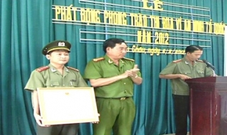 Đội An ninh nhân dân- Công an huyện Tân Châu: Đón nhận bằng khen của Thủ tướng Chính phủ
