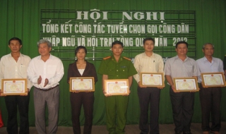 Tân Biên: Tổng kết công tác tuyển chọn và gọi công dân nhập ngũ năm 2012