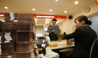 Phê duyệt Đề án “Cơ cấu lại hệ thống các tổ chức tín dụng giai đoạn 2011 – 2015”