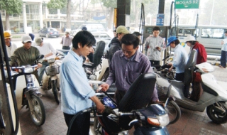 Không điều chỉnh sẽ lại đứt nguồn cung xăng dầu?