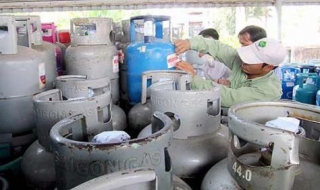 Phạt 4 cửa hàng gas vi phạm