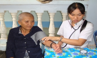 Tân Châu: Khám bệnh, cấp thuốc miễn phí cho người nghèo