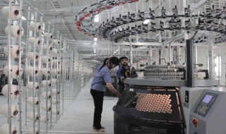 Lifepro Vietnam: Đầu tư dây chuyền dệt may hiện đại nhất Việt Nam