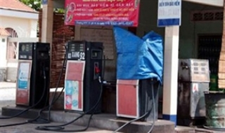 Tạm đóng cửa 2 cây xăng vi phạm
