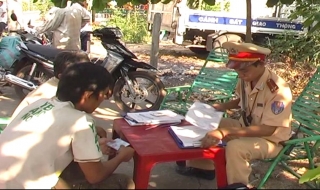 Tân Châu: Phấn đấu kéo giảm TNGT trong quý II.2012