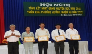 Gò Dầu: Tích cực xây dựng phong trào khuyến học, khuyến tài