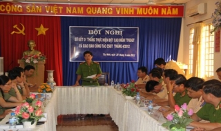 Sơ kết tháng cao điểm tuần tra kiểm soát giao thông đường bộ