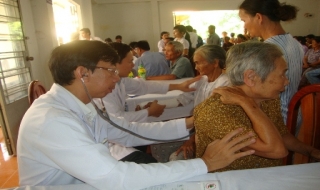 BVĐK tư nhân Cao Văn Chí: Khám bệnh cho người nghèo huyện Tân Châu