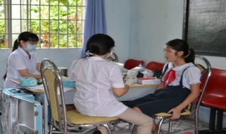 Trung tâm Y tế dự phòng tỉnh Tây Ninh: Khám răng cho học sinh huyện Châu Thành