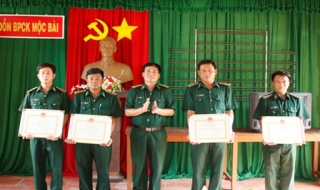 Chủ tịch UBND tỉnh Tây Ninh: Khen thưởng đột xuất cho 1 tập thể, 5 cá nhân thuộc BĐBP Tây Ninh