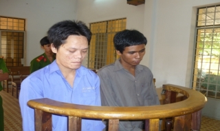 Hơn 5 năm tù cho hai kẻ “nhập nha”  
