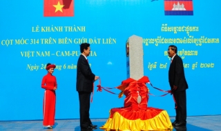 Khánh thành cột mốc cuối trên đất liền Việt Nam - Campuchia