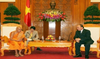 Phó Thủ tướng Nguyễn Xuân Phúc tiếp Vua sư Vương quốc Campuchia