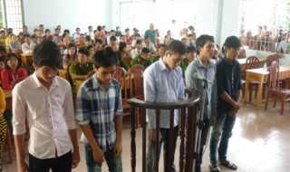 Hơn 11 năm tù cho tội cố ý gây tích