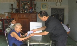 Lãnh đạo tỉnh, huyện: Thăm, tặng quà gia đình chính sách huyện Dương Minh Châu