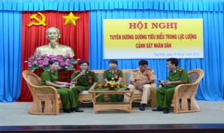 Người Cảnh sát trẻ, năng động
