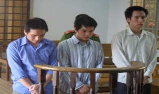 Đòi nợ không được, ra tay cướp