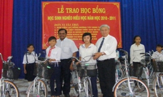 Tân Châu: Tổ tự quản chung lo sự nghiệp trồng người