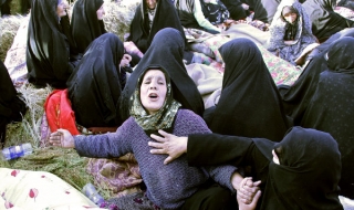 Chủ tịch nước điện thăm hỏi về vụ động đất ở Iran